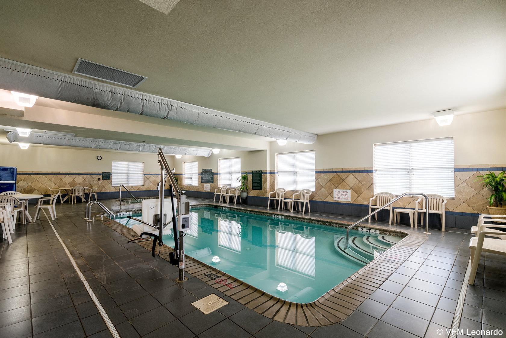 Comfort Inn & Suites Dover Bagian luar foto