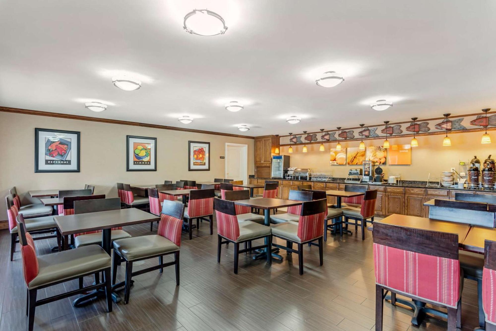Comfort Inn & Suites Dover Bagian luar foto