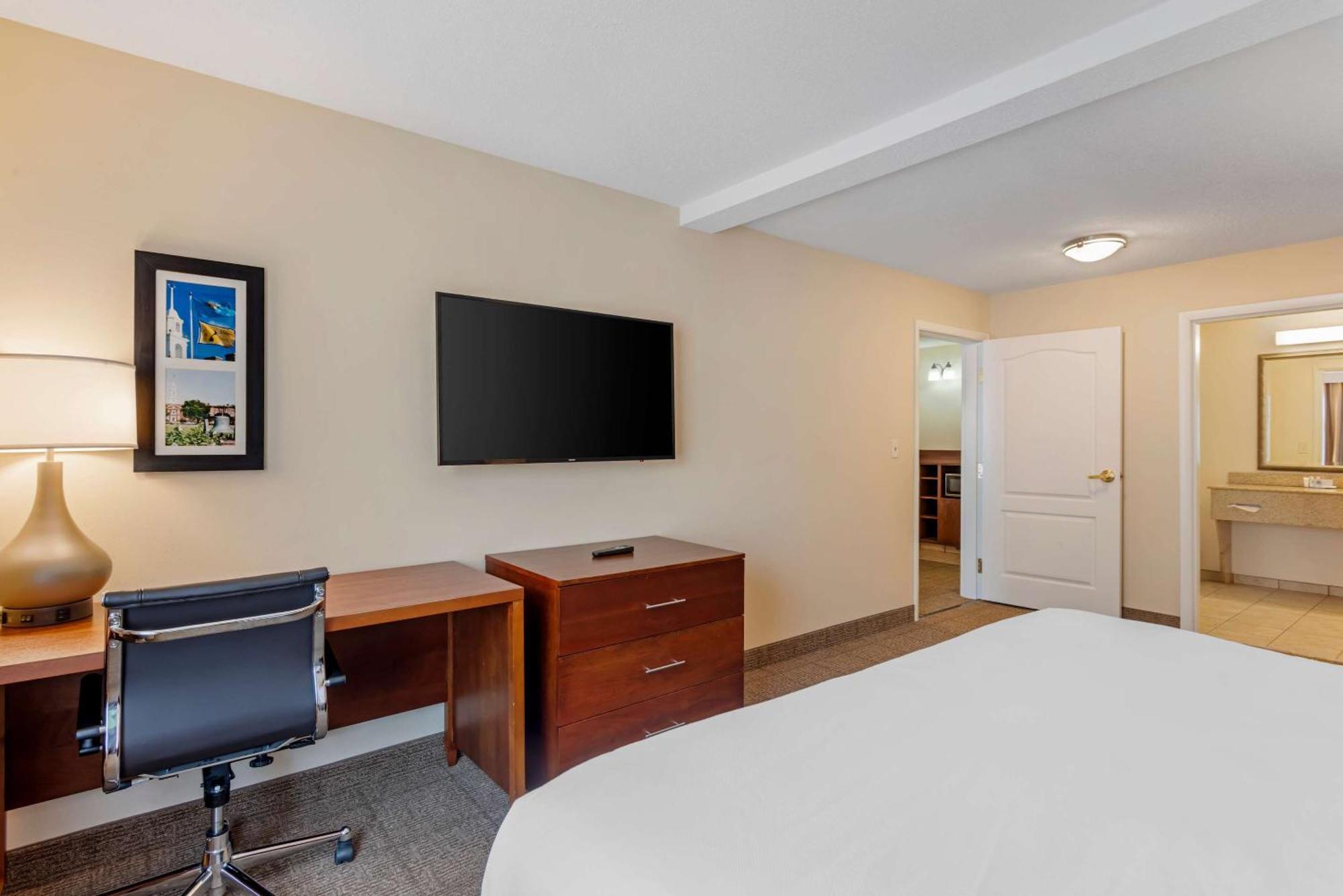 Comfort Inn & Suites Dover Bagian luar foto