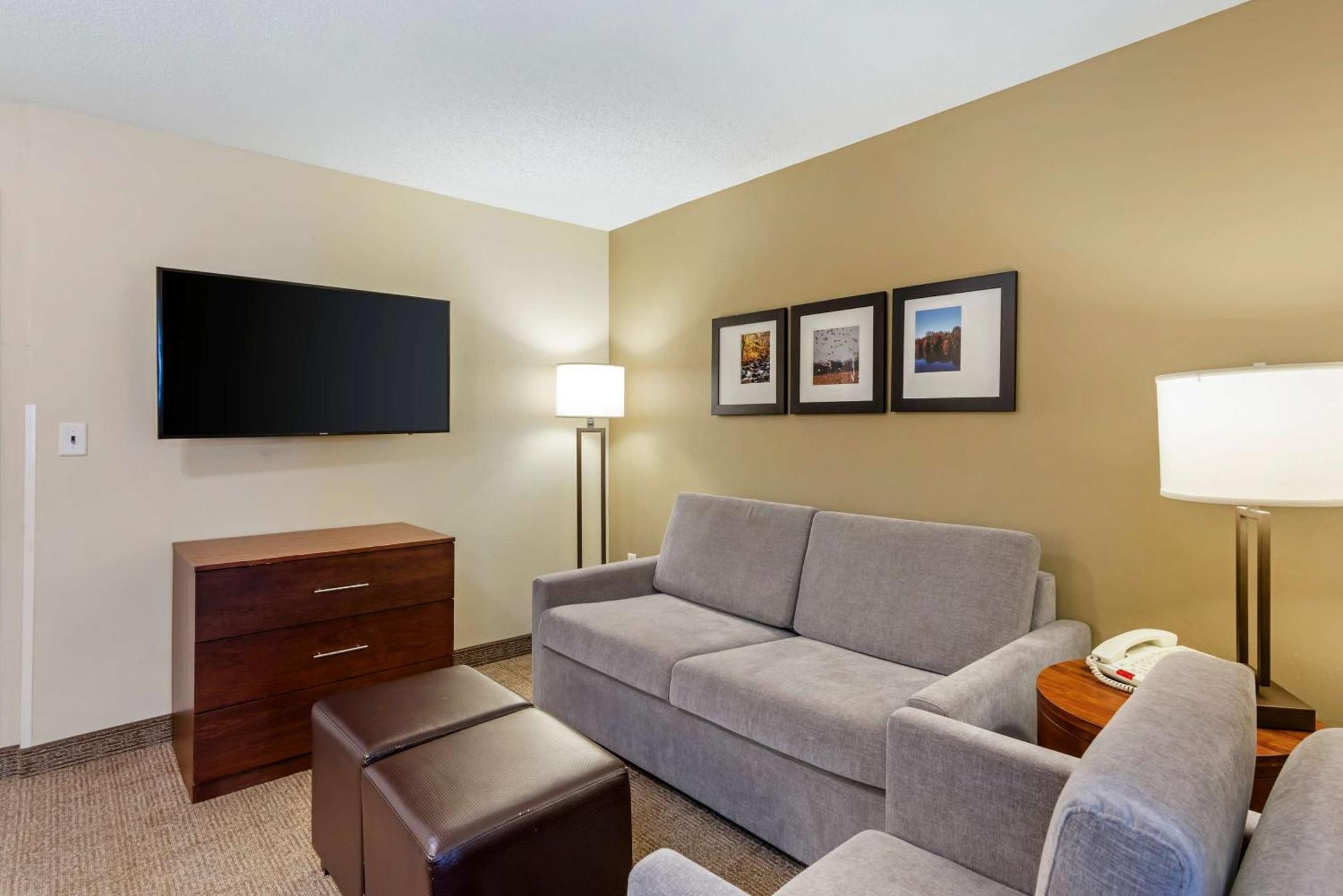 Comfort Inn & Suites Dover Bagian luar foto