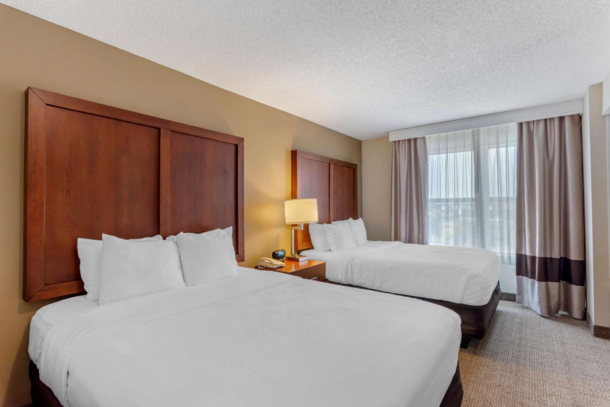 Comfort Inn & Suites Dover Bagian luar foto