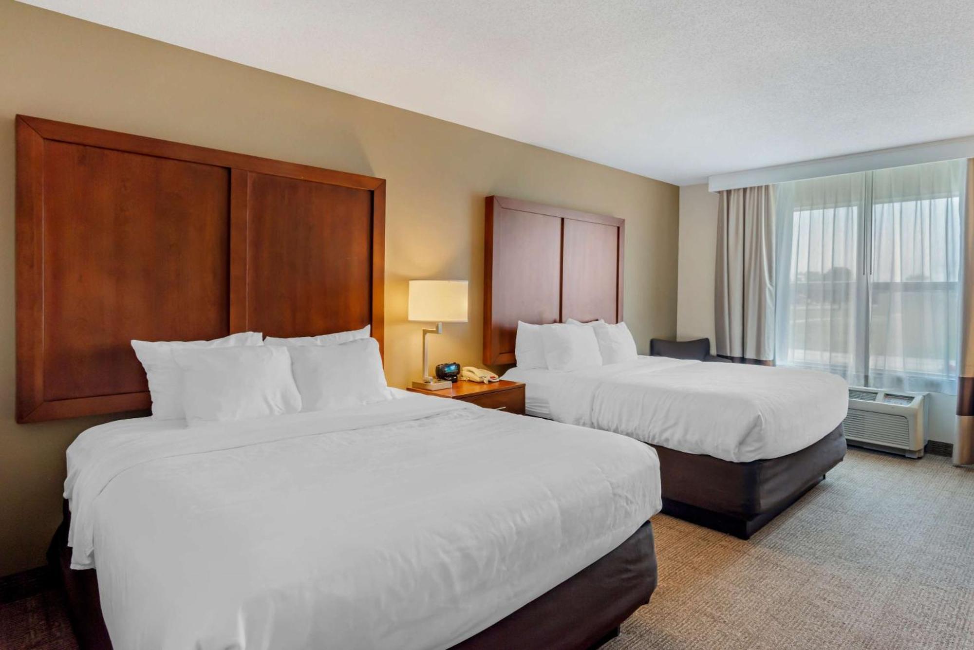 Comfort Inn & Suites Dover Bagian luar foto