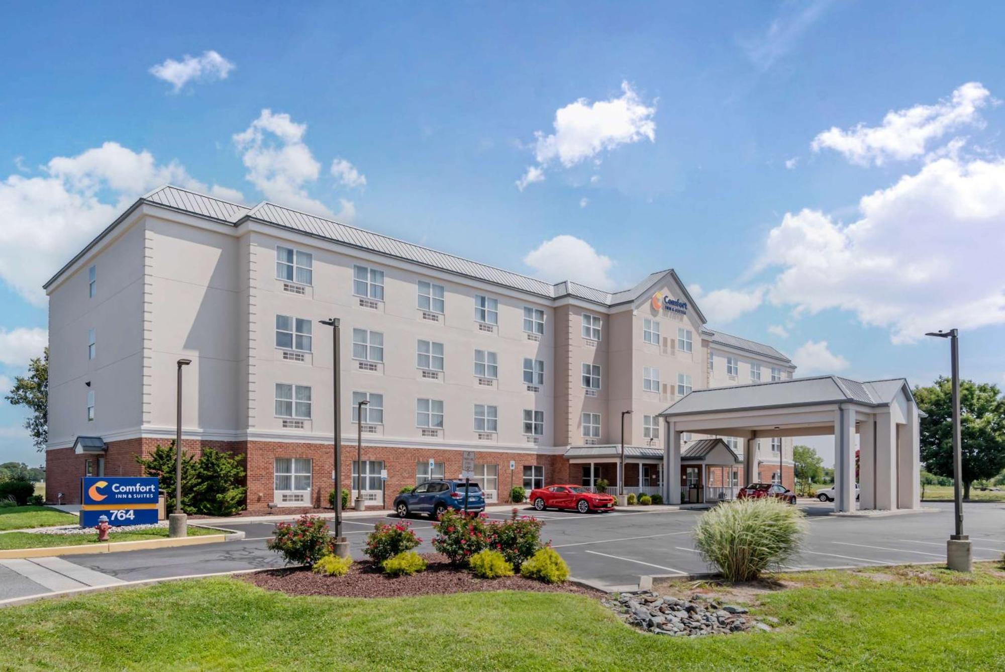 Comfort Inn & Suites Dover Bagian luar foto
