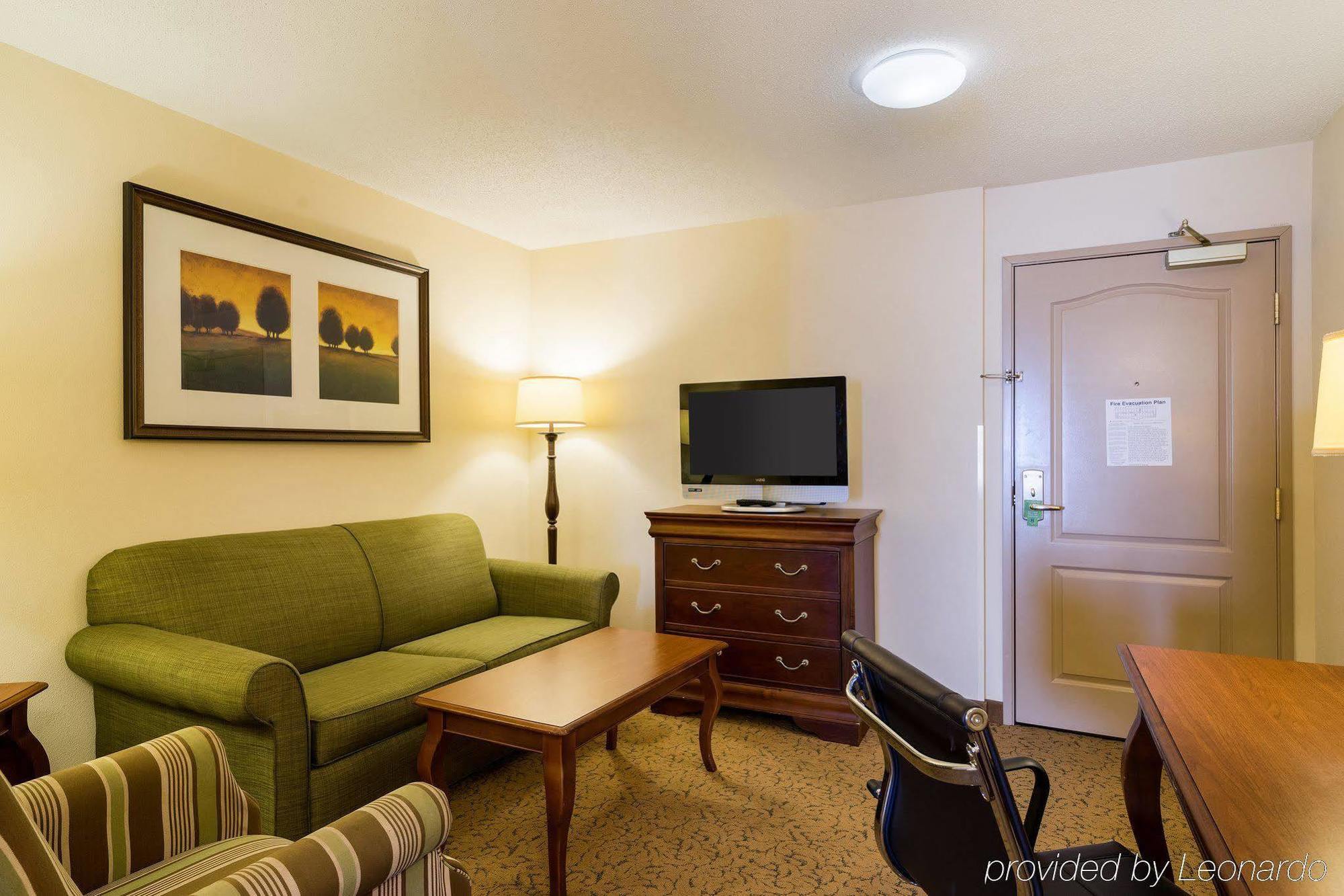 Comfort Inn & Suites Dover Bagian luar foto